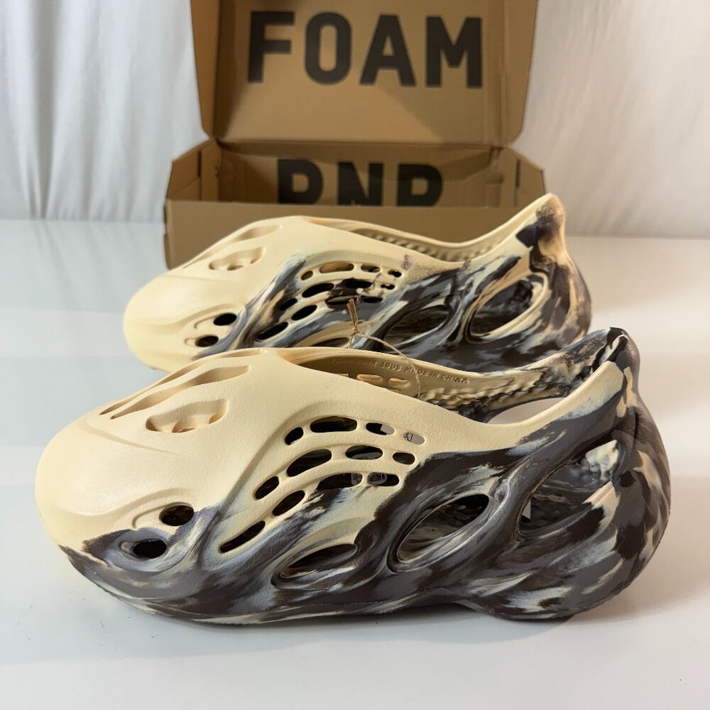 Adidas Yeezy Foam RNR MX Cream Clay Mens Size 10 NEW in Box